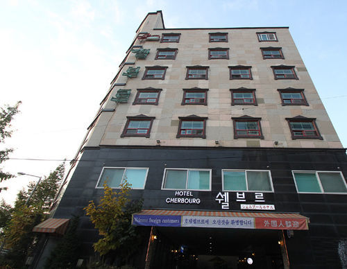 Cherbourg Hotel Cheonan Buitenkant foto